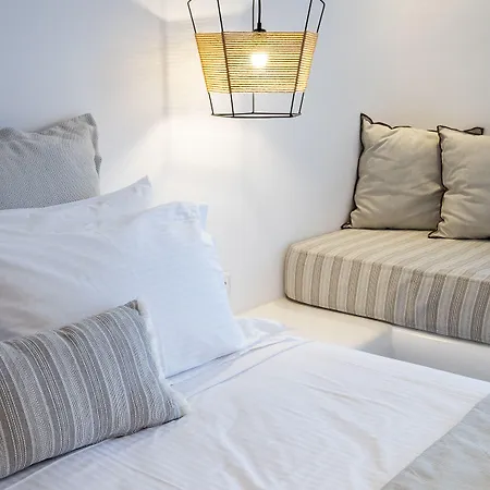 Quartano Luxury Cycladic Residence, Adults Only 3* Nausa
