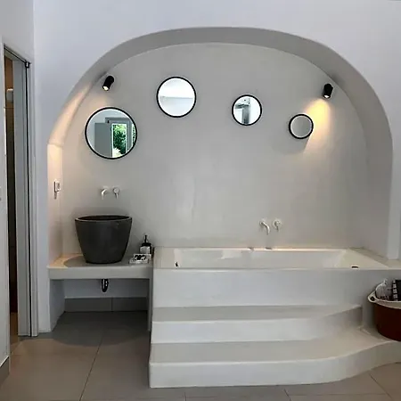 Quartano Luxury Cycladic Residence, Adults Only Hotel 3*