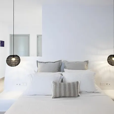 מלון Quartano Luxury Cycladic Residence, Adults Only 3*