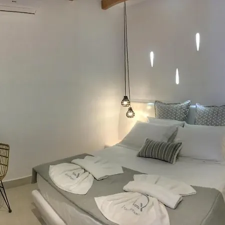 Quartano Luxury Cycladic Residence, Adults Only מלון